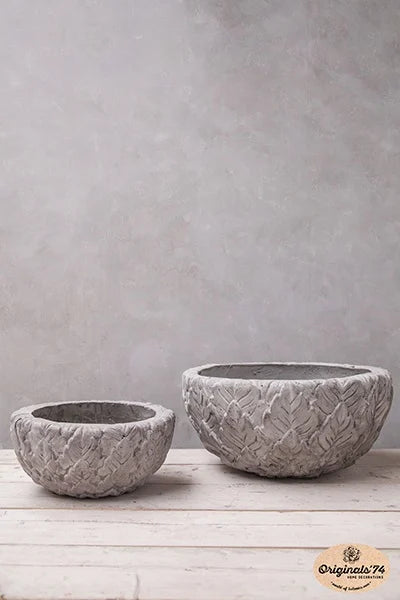 Pot en béton décoration feuilles